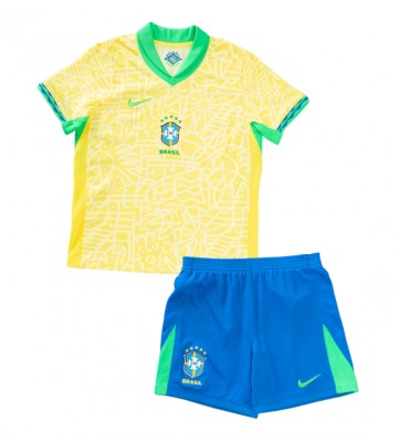 Brasilien Replika Babytøj Hjemmebanesæt Børn Copa America 2024 Kortærmet (+ Korte bukser)